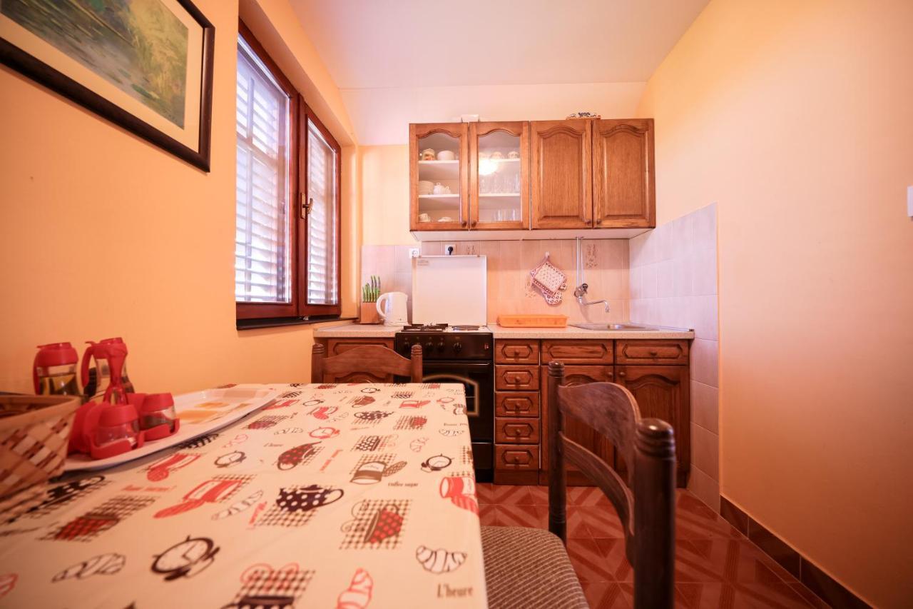 Apartment Ruza Sukošan Exteriér fotografie