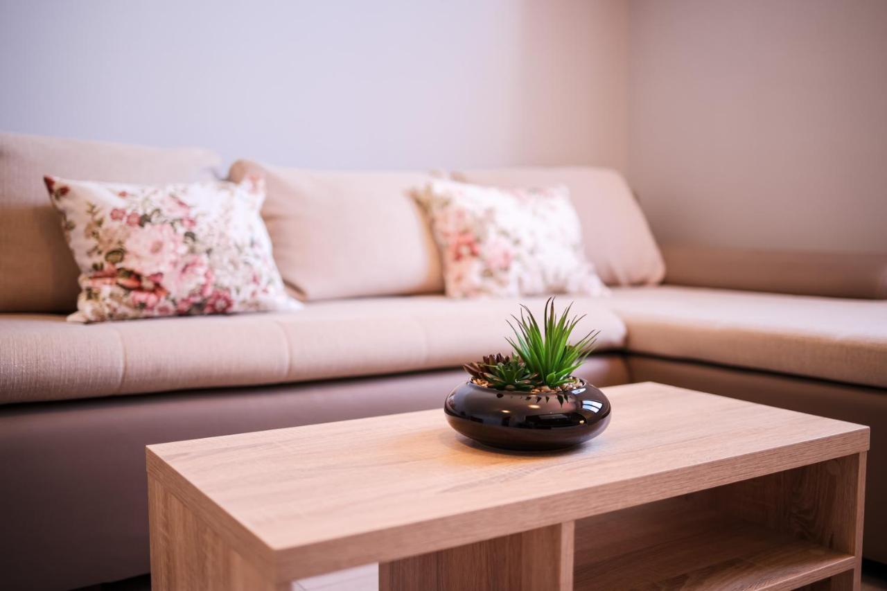 Apartment Ruza Sukošan Exteriér fotografie