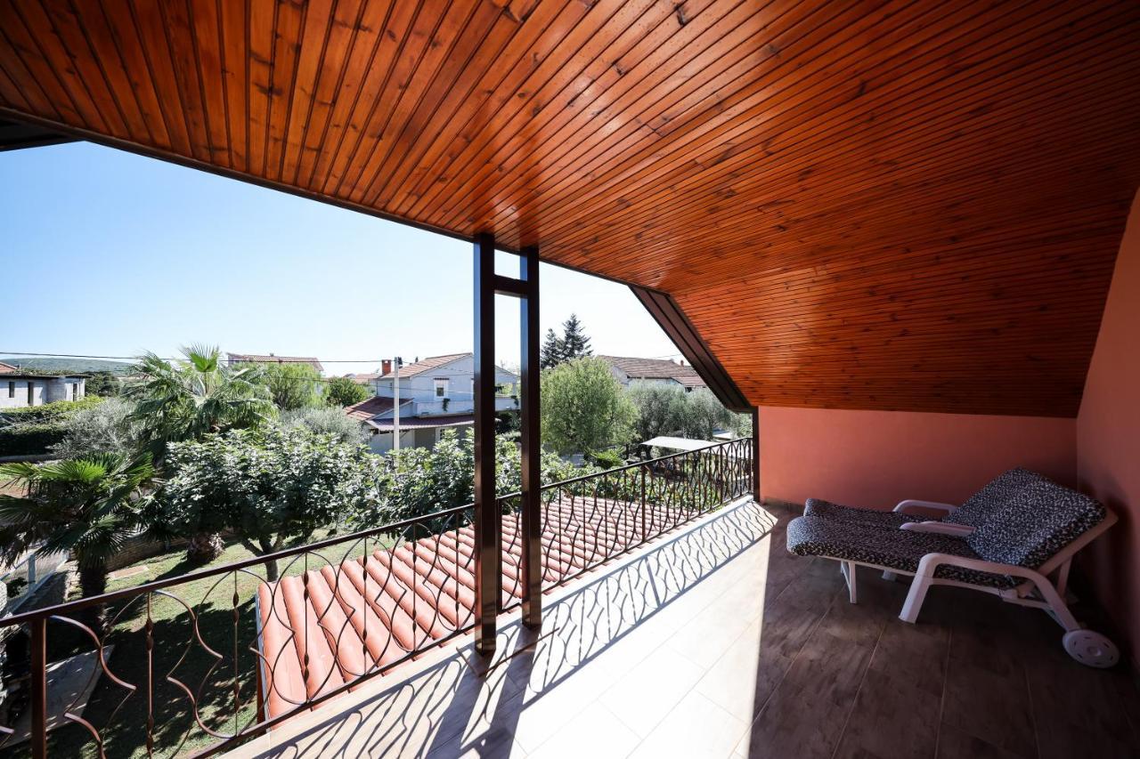 Apartment Ruza Sukošan Exteriér fotografie