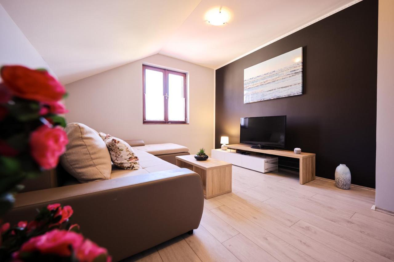 Apartment Ruza Sukošan Exteriér fotografie