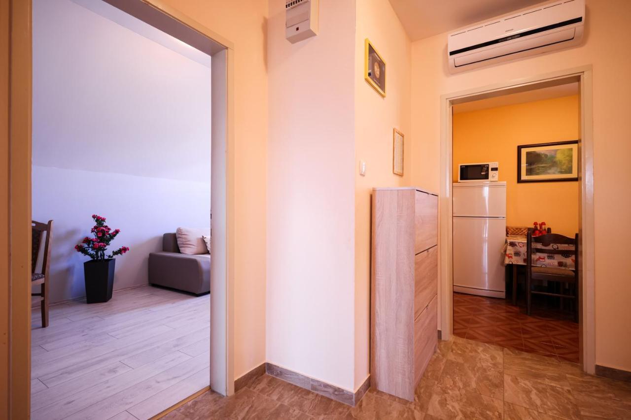Apartment Ruza Sukošan Exteriér fotografie
